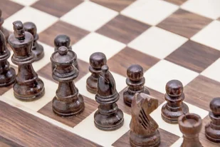 GD Szachy drewniane magnetyczne 25x25cm G612 224892 - Gry planszowe - miniaturka - grafika 4