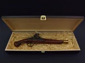 Repliki - broń - Denix SA REPLIKA NIEMIECKI PISTOLET SKAŁKOWY W PUDEŁKU MODEL 1260L+P02 1260L+P02 - miniaturka - grafika 1