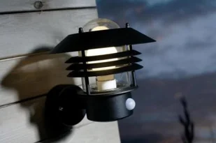 Nordlux Zewnętrzna LAMPA ścienna VEJERS SENSOR 25101003 elewacyjna OPRAWA tarasowy kinkiet z czujnikiem ruchu IP54 czarny 25101003 - Lampy ogrodowe - miniaturka - grafika 5