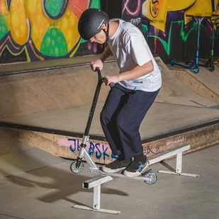 Nils Extreme HS107 BLACK-SILVER HULAJNOGA DO TRIKÓW - Hulajnogi - miniaturka - grafika 9