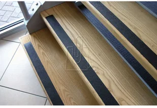 Coba Taśma Coba antypoślizgowa Gripfoot Standard czarna 152mm x 18,3m GF010004 - Wycieraczki Coba Taśma Coba antypoślizgowa Gripfoot Standard czarna 152mm x 18,3m GF010004 - Wycieraczki - miniaturka - grafika 2