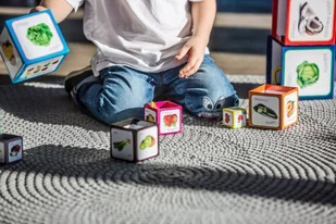 Piramida Zabaw Owoce Warzywa Wieża Edukacyjna 80cm 8268715787 - Zabawki interaktywne dla dzieci - miniaturka - grafika 4