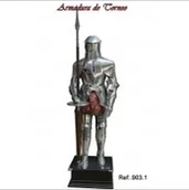 Repliki - akcesoria - Płatnerze hiszpańscy ZBROJA TURNIEJOWA RYCERSKA z kopią NA POSTUMENCIE (903.1) - miniaturka - grafika 1