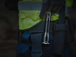 Fenix Latarka diodowa TK16 V2.0 - Latarki - miniaturka - grafika 10