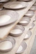 Talerze - Revol Talerz płaski Arborescence, 26x26 cm, szary - miniaturka - grafika 1