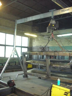 999 Suwnica aluminiowa składana z kołami koła gumowe udźwig 1000 kg szerokość belka 4,23m wys dla pracy wciągarki 2,23-3,50 m) 99977427 77427-uniw - Wciągarki - miniaturka - grafika 8