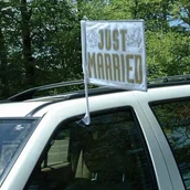Flagi i akcesoria - Amscan International Just Married Auto flaga 210206 - miniaturka - grafika 1
