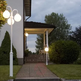 KONSTSMIDE Piękny słupek oświetleniowy Arcturus, biały - Lampy ogrodowe - miniaturka - grafika 2