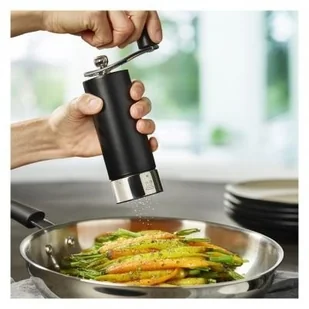 Peugeot ISEN Młynek do pieprzu 18 cm czarny mat PG-37758 - Młynki do soli i pieprzu - miniaturka - grafika 2