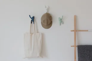 Umbra Buddy zestaw 3 wieszaków 318165-370 - Wieszaki łazienkowe - miniaturka - grafika 6