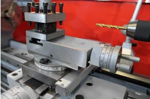 HOLZMANN S443 Tokarka rozstaw kłów 1000 mm moc 1,1/1,5kW) 44379046 79046-uniw - Tokarki - miniaturka - grafika 8