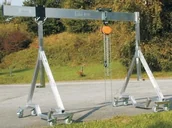 Wciągarki - 999 Suwnica aluminiowa składana z kołami koła gumowe udźwig 1000 kg szerokość belka 4,23m wys dla pracy wciągarki 2,23-3,50 m) 99977427 77427-uniw - miniaturka - grafika 1