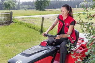 AL-KO Traktor ogrodowy T20-105.2 HD V2 SD Solo by 127650 - Kosiarki traktorki - miniaturka - grafika 19