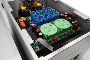 Kinki Studio EX-B7 Srebrny Czarny - Wzmacniacze - miniaturka - grafika 14