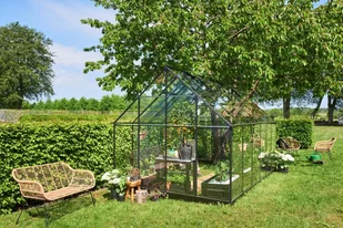 HALLS szklarnia ogrodowa Qube+ 812 - (9,9 m2; 2,61 x 3,85 m), czarna + baza, SZKŁO HARTOWANE - Szklarnie ogrodowe - miniaturka - grafika 22