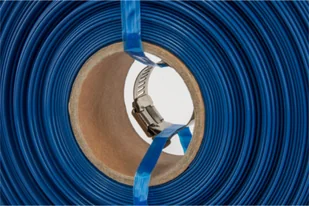 BRADAS Wąż płaski w zestawie z opaską 1 1/4" 10 m 2097 WAQF1B114010 - Węże ogrodowe i zraszacze - miniaturka - grafika 3