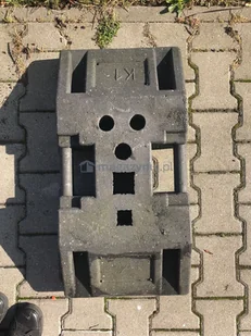 Podstawa drogowa do barierek (waga: 28 kg) - Wyposażenie miejsc publicznych - miniaturka - grafika 2