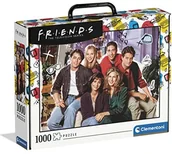 Układanki dla dzieci - Clementoni 39681 Friends w puzzlach Suitcase 1000 elementów dla dorosłych i dzieci od 10 lat, gra zręcznościowa dla całej rodziny, wielokolorowa, średnia 39681 - miniaturka - grafika 1