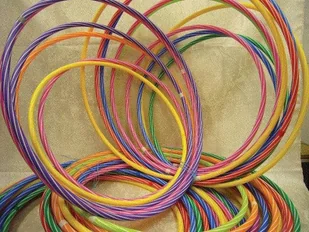 MejPol HULA HOP - PAKIET 10 SZTUK HULA-HOP 10 - Pomoce naukowe - miniaturka - grafika 2