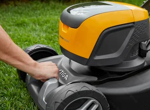 Stiga Kosiarka COLLECTOR 548e Akumulatorowa + Akumulator 4 Ah + Ładowarka - Kosiarki - miniaturka - grafika 6