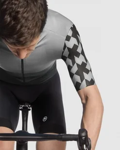 ASSOS ASSOS Koszulka rowerowa EQUIPE RS SS JERSEY PROOF EDITION Gerva Grey - Koszulki rowerowe - miniaturka - grafika 8