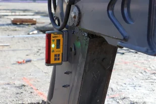 Spectra Precision Odbiornik laserowy CR700 CR700 - Sprzęt geodezyjny - miniaturka - grafika 4