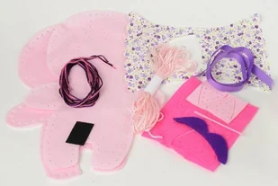 Russell USZYJ MASKOTKĘ ZWIERZĄTKO KOTEK PLASTIKOWA IGŁA CH1378 - Zabawki kreatywne - miniaturka - grafika 3