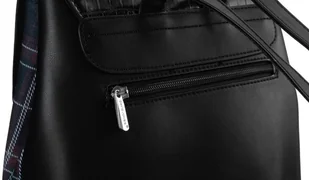 David Jones Plecak damski z frontem w kratę zamykany klapką, eko skóra - Plecaki - miniaturka - grafika 12
