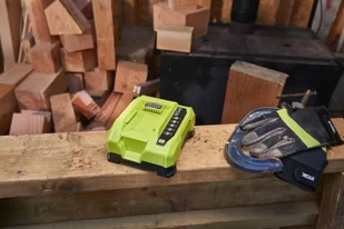 RYOBI Elektronarzędzia / Pozostałe / Akumulatory Szybka ładowarka RY36C60A 36 V 5133004555 - Ładowarki do elektronarzędzi - miniaturka - grafika 4