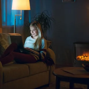 Klarstein Castillo halogenowa imitacja płomieni czarny FP1-Castillo - Kominki elektryczne - miniaturka - grafika 2