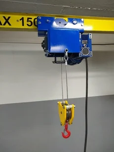 Vidaxl 504 504711711 mobilna z wózkiem i wciągnikiem linowym elektrycznym udźwig 500 kg wysokość całkowita 4000mm szerokość między podporami 4800mm wysokość podnoszenia 3300mm) 71711-uniw - Wciągarki - miniaturka - grafika 3