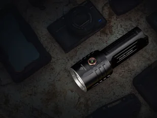 Fenix Latarka LR35R 10000lm zasięg 500m Usb Zestaw - Latarki - miniaturka - grafika 17