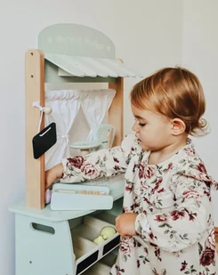 Mamabrum Duży, drewniany sklep - stragan i teatr 2w1 z wagą, terminalem płatniczym, warzywami i owocami MARKET CA1208 - Zabawki interaktywne dla dzieci - miniaturka - grafika 10