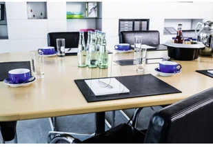 Durable Podkład na biurko ze skóry 420 x 300 mm czarny 7304-01 - Podkładki na biurko - miniaturka - grafika 2