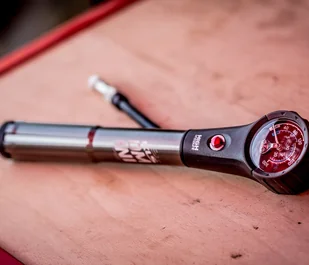 Kellys Pompka Omni Mini 110714 - Akcesoria rowerowe - miniaturka - grafika 3