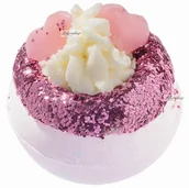 Pozostałe kosmetyki - Bomb Cosmetics Bomb Cosmetics - Sugar Plum Fairy - Kula do kąpieli - ŚLIWKOWA BALERINA BOMPKKLBA - miniaturka - grafika 1