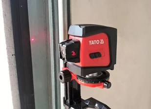 Yato LASER PIĘCIOPUNKTOWY SAMOPOZIOMUJĄCY ZE SPODARKĄ YT-30427 YT-30427 - Poziomice laserowe - miniaturka - grafika 2