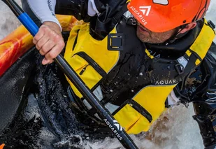 Aquarius Kamizelka asekuracyjna kajakowa MQ Pro żółta 32260-260 - Sprzęt asekuracyjny i ratunkowy - miniaturka - grafika 2