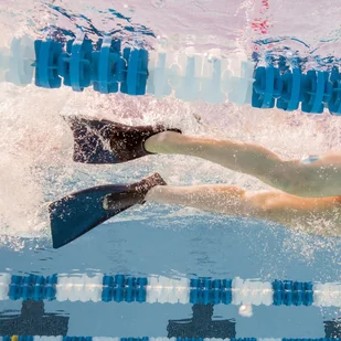 FINIS FINIS Płetwy LONG FLOATING FIN 39-42 - Sprzęt do nurkowania - miniaturka - grafika 3