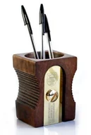 Przyborniki na biurko - Suck UK przybornik na długopisy w kształcie temperówki, ciemny SK PENCILPOT3 - miniaturka - grafika 1