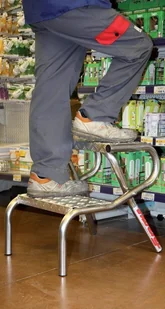 Faraone 996 99675077 Drabina magazynowa 2 stopniowa wysokość robocza 2,30m) 75077-uniw - Drabiny - miniaturka - grafika 4