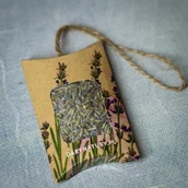 Zapachy do domu - Dary Natury Naturalna Zawieszka Zapachowa Muszkatołowiec 1 sztuka - Dary Natury - miniaturka - grafika 1