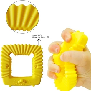 Mombella Mombella, Gryzak Geometryczny, Lew - Gryzaki dla dzieci - miniaturka - grafika 5