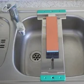 Noże kuchenne - Naniwa Mostek ostrzenia  ławka do szlifowania  do szlifowania przy pomocy  do szlifowania urządzenie IZ-1111 - miniaturka - grafika 1