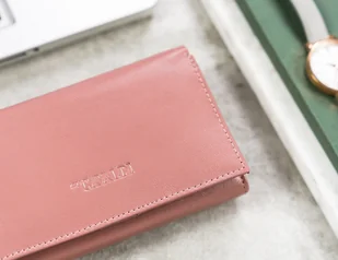 Cavaldi 4U Klasyczny skórzany portfel damski z klapą na zatrzask - Portfele - miniaturka - grafika 4