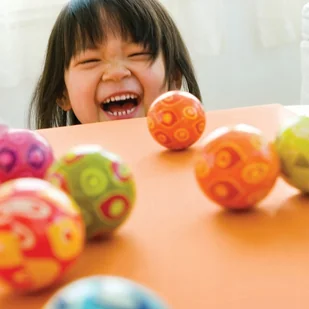 B. Toys B Toys Przebijanka młotek z kulkami - Zabawki interaktywne dla dzieci - miniaturka - grafika 5