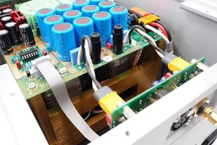 Kinki Studio EX-B7 Srebrny Czarny - Wzmacniacze - miniaturka - grafika 12