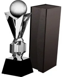 VS VS, Trofeum szklane + etui - Gadżety dla kibiców - miniaturka - grafika 2