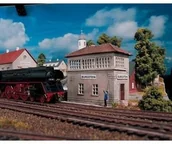 Kolejki i akcesoria - Piko H0 Nastawnia Burgstein skala H0 - miniaturka - grafika 1