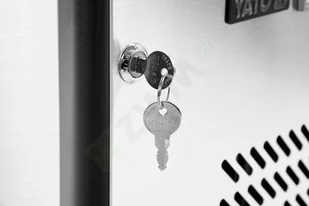 Yato STÓŁ CHŁODNICZY PODBLATOWY 317L 3 DRZWIOWY Yato YG-05259 YG-05259 - Szafy i witryny chłodnicze - miniaturka - grafika 6